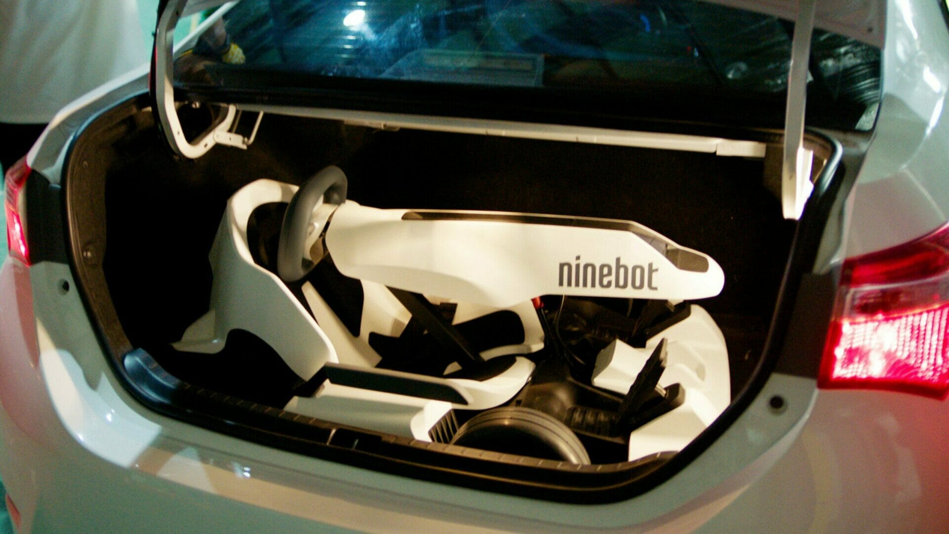Ninebot_Gokart_folded_in_trunk_of_car-scaled