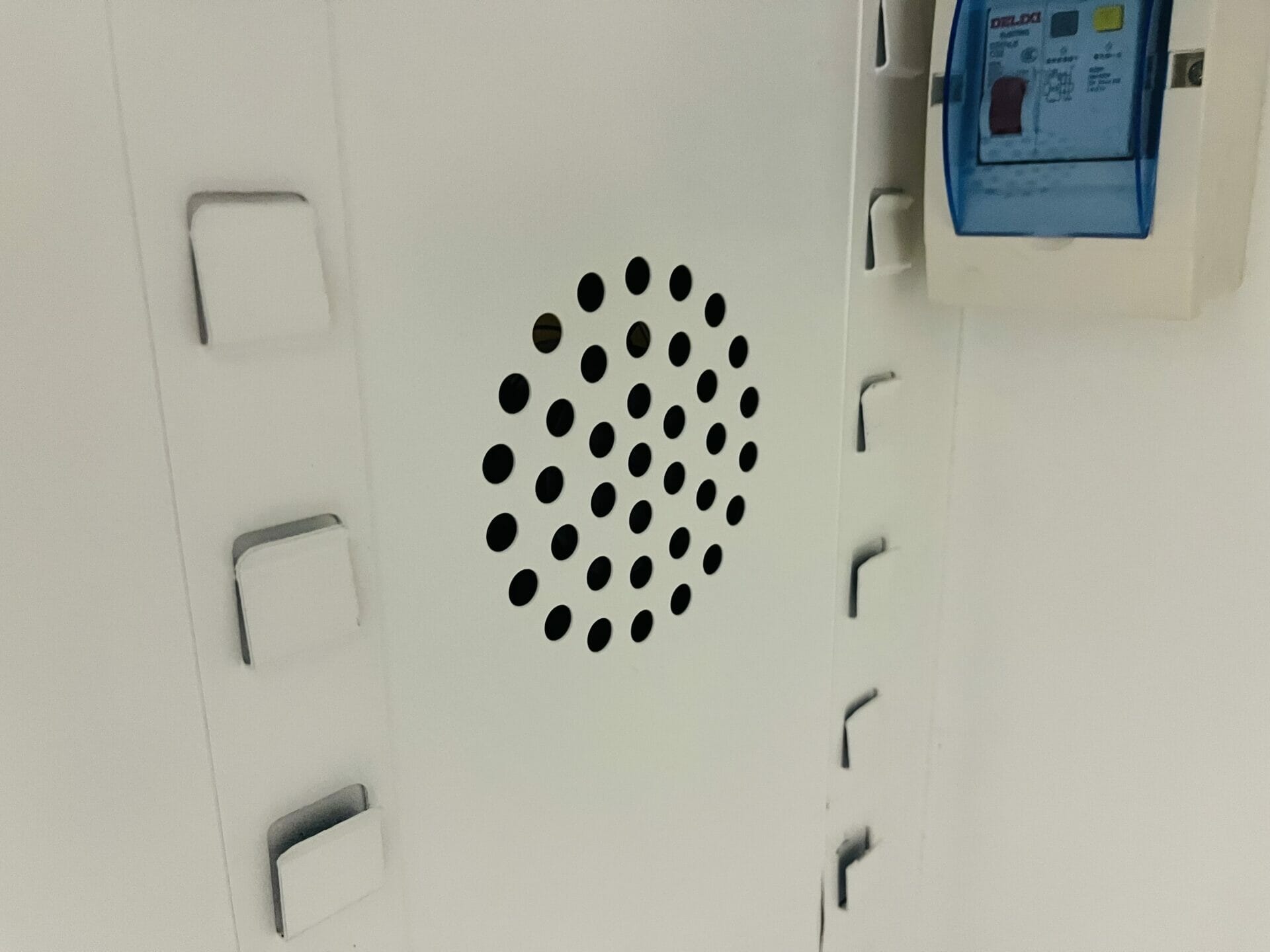 e-RIDES Fire Resistant charging cabinet ventilation