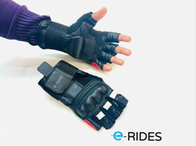 E Rides Max Gloves Half Finger Front